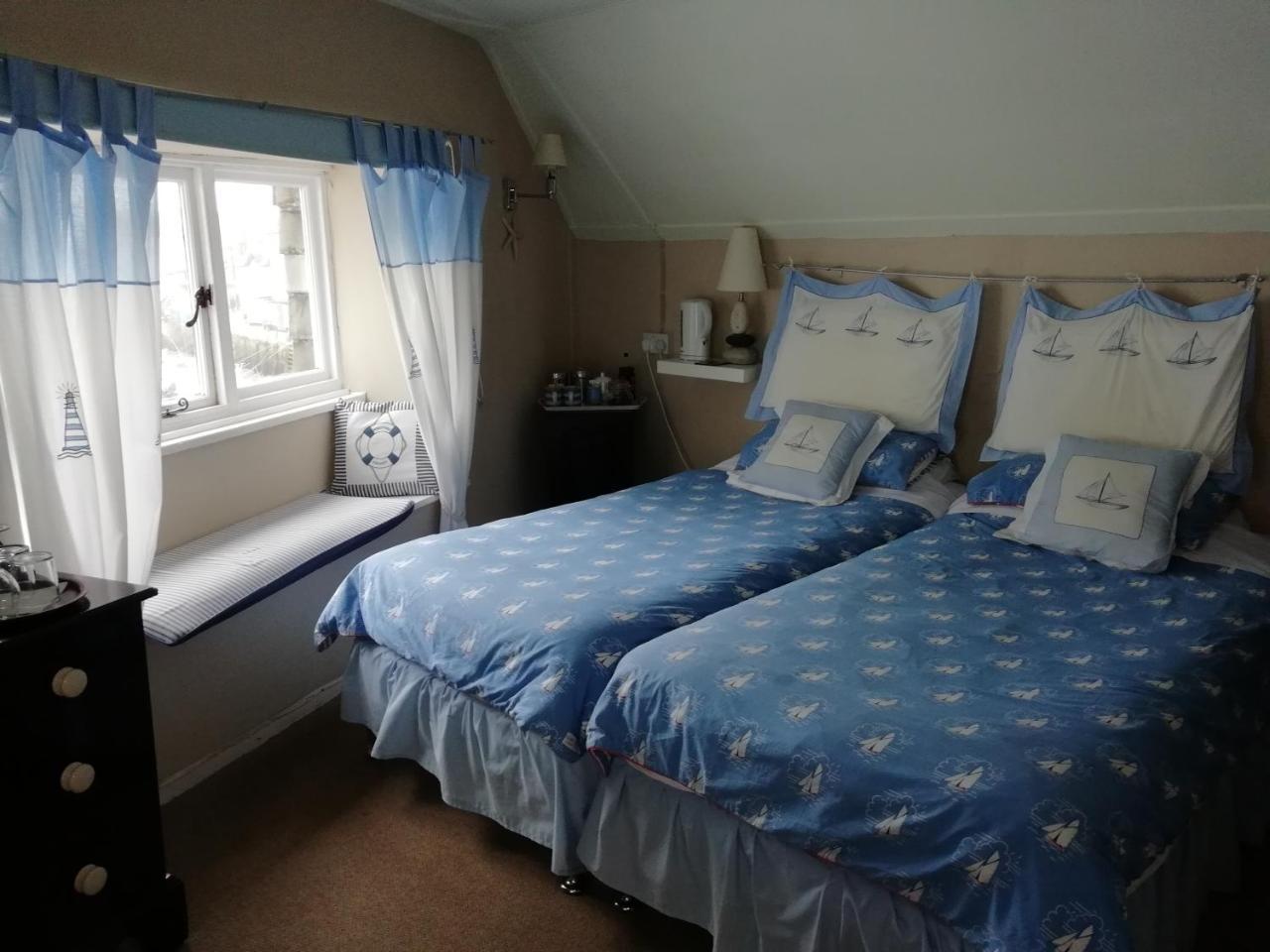 The House On The Props Bed and Breakfast Polperro Eksteriør billede